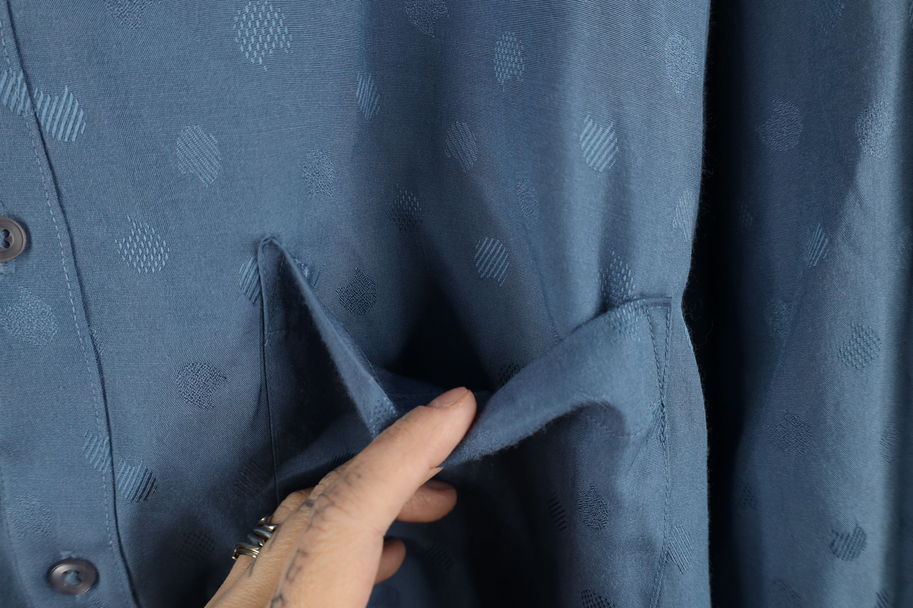 Vintage Vintage 90s Streetwear Polka Dot Collared Button Shirt Blue Size US M / EU 48-50 / 2 - 7 Thumbnail