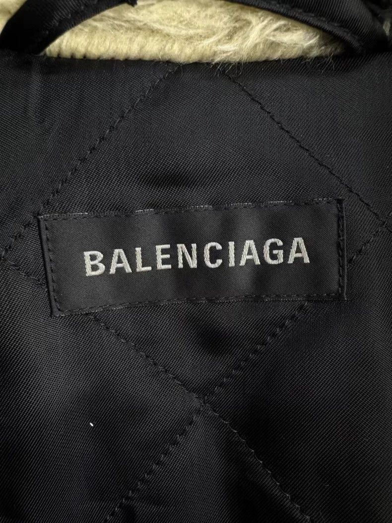 Balenciaga Balenciaga size 34 Bullet screen full of LOGO lambskin tedd Size US S / EU 44-46 / 1 - 3 Thumbnail