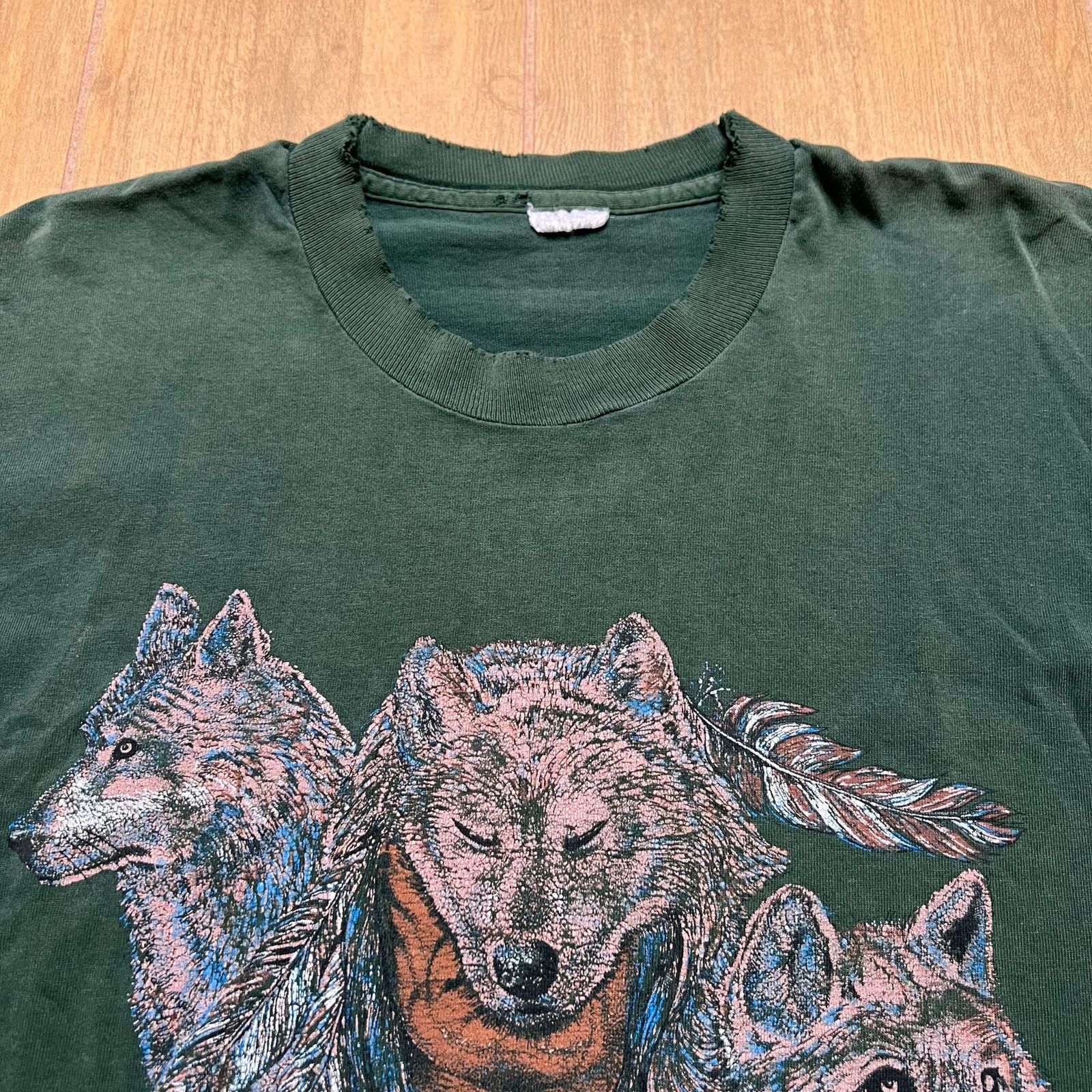Vintage Vintage 90s Arizona Wolf T Shirt Single Stitch Faded L/XL Size US L / EU 52-54 / 3 - 3 Thumbnail