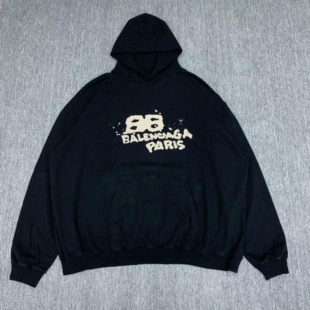 Balenciaga Balenciaga Black Graffiti Hoodie Sweatshirt Size US M / EU 48-50 / 2 - 1 Thumbnail