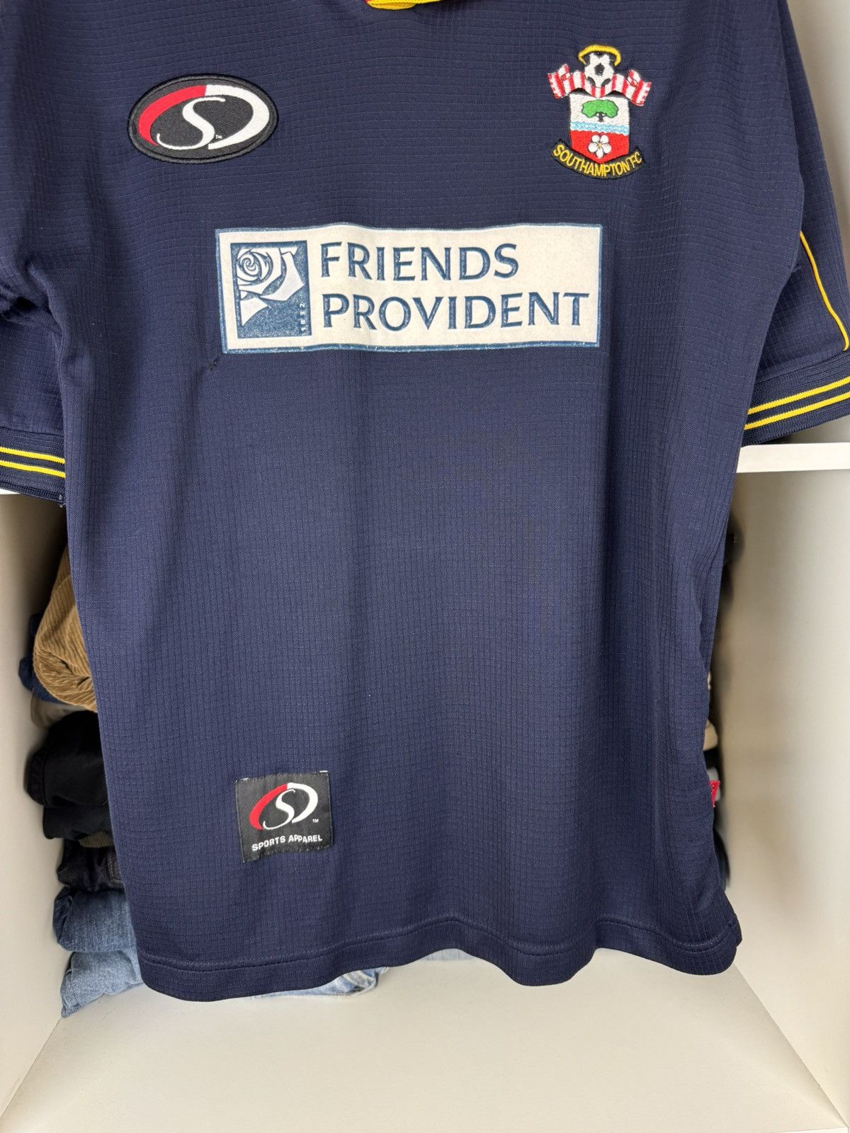 Vintage Southampton FC 1999-2001 Away Shirt Vintage Jersey Size S Size US S / EU 44-46 / 1 - 9 Thumbnail