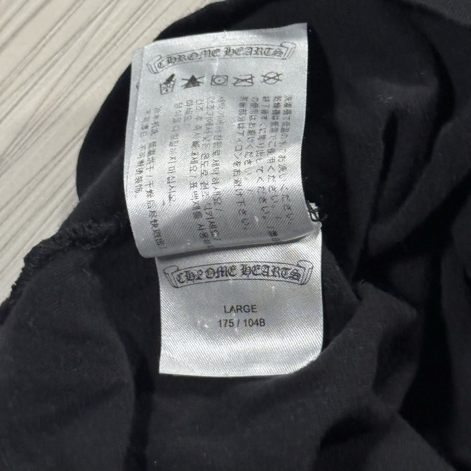 Chrome Hearts Mens Chrome Hearts Black Scroll Pocket T Shirt Size Large Size US L / EU 52-54 / 3 - 5 Thumbnail