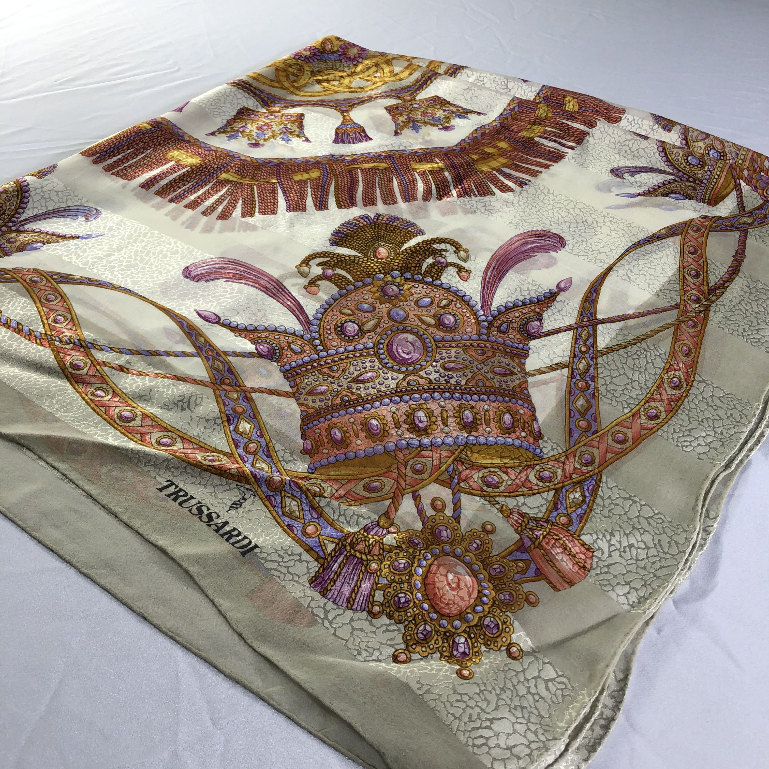 Trussardi × Vintage Vintage Trussardi Silk Scarf Size ONE SIZE - 3 Thumbnail