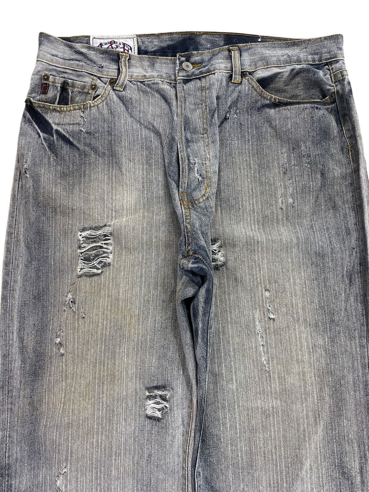 Abercrombie & Fitch Abercombie & Fitch Acid Wash Style Distress Loose Jeans Size US 36 / EU 52 - 2 Thumbnail