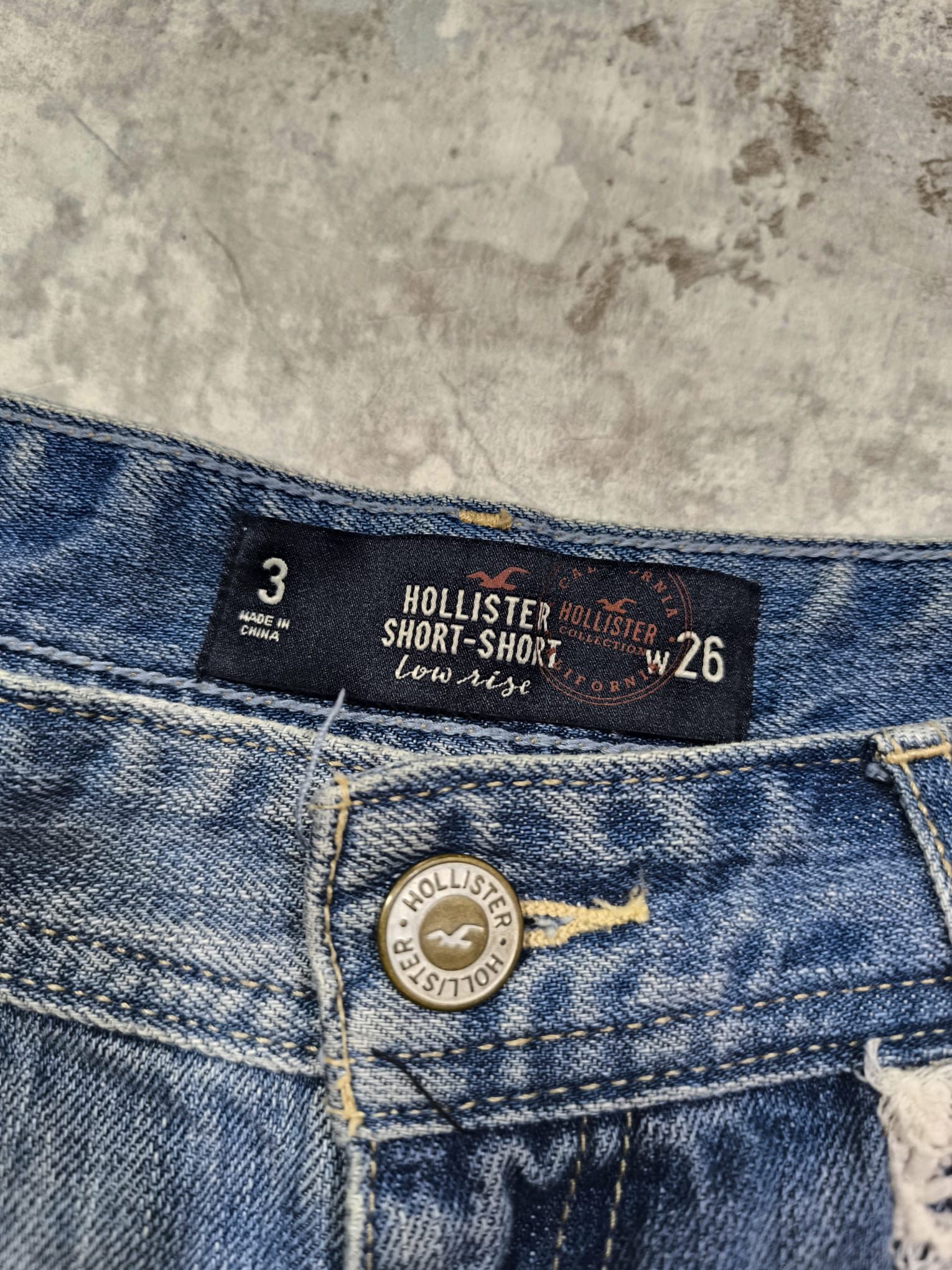 Hollister low rise y2k lace hollister cut-off denim shorts mini micro Size 26" / US 2 / IT 38 - 3 Thumbnail