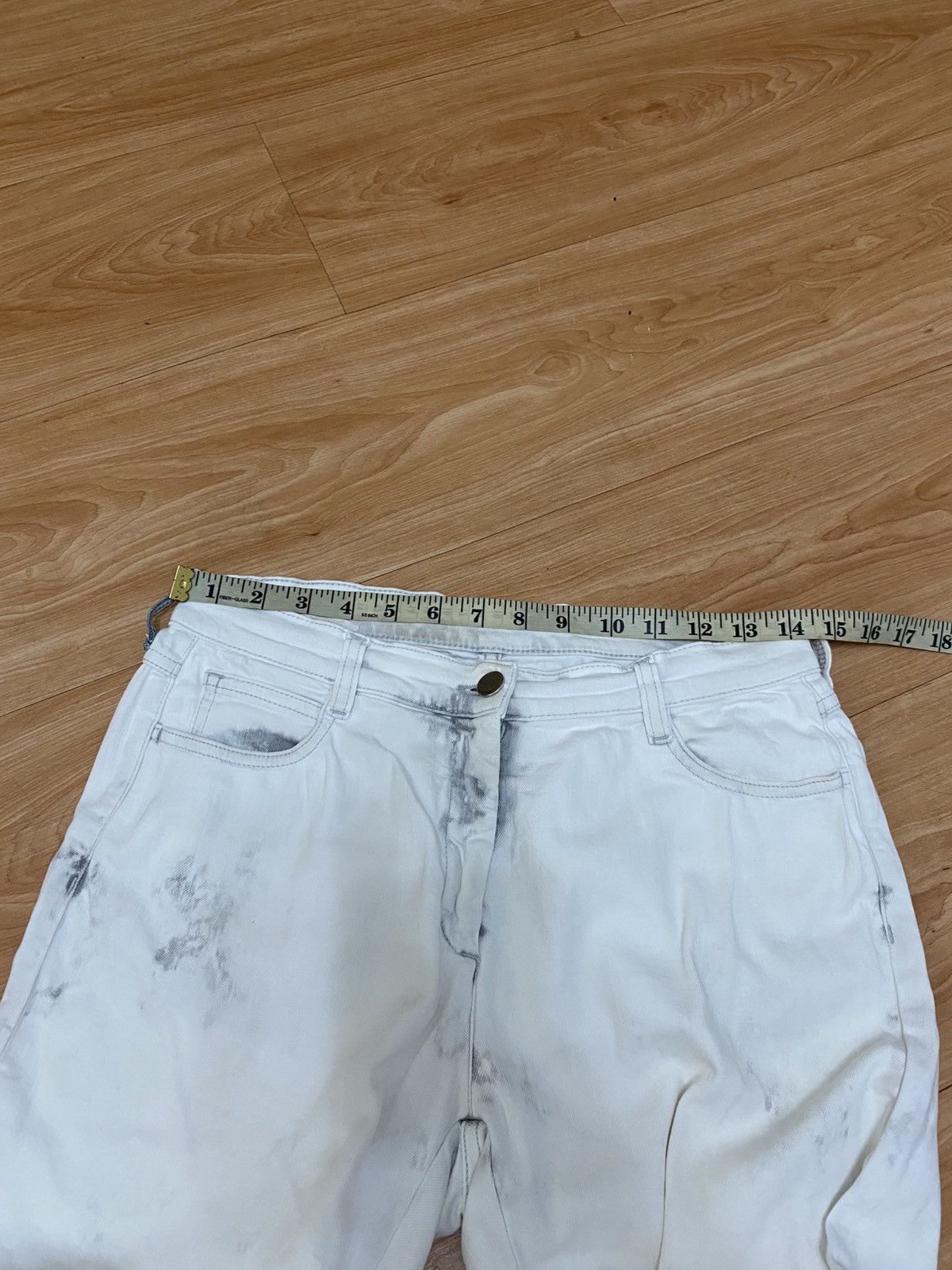Maison Margiela Maison Margiela Distressed White Denim Jeans very rare Size US 29 - 13 Thumbnail