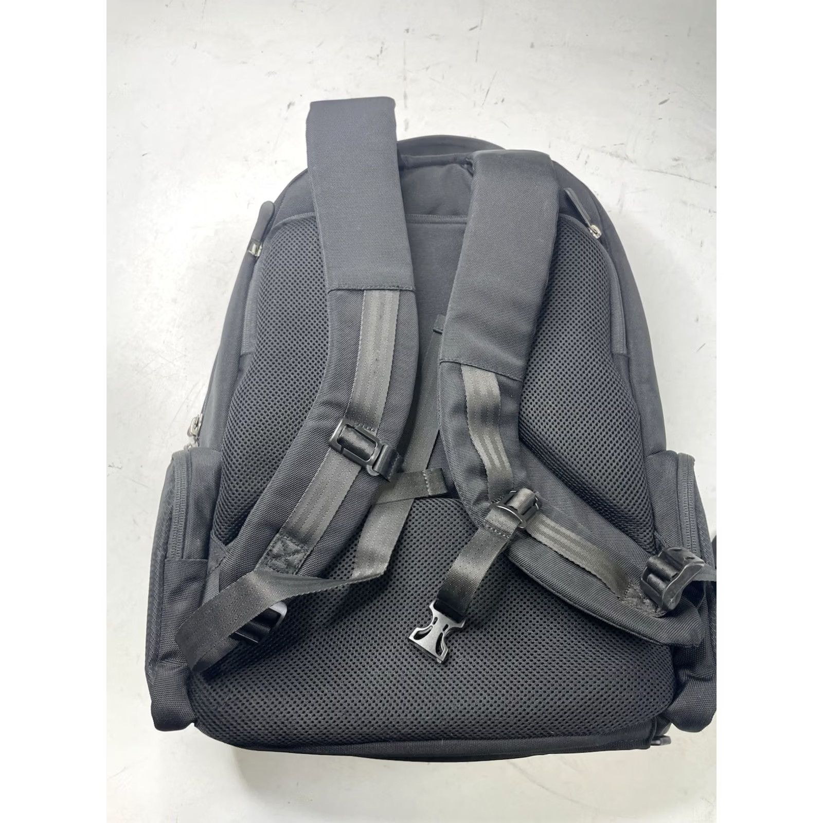 Vintage Porsche Backpack Bag Black/Red Nylon Acrylic Ruck sack Original Medium Casual Travel Workwear Zip Adjustable Strap Unisex Adults Size ONE SIZE - 2 Thumbnail