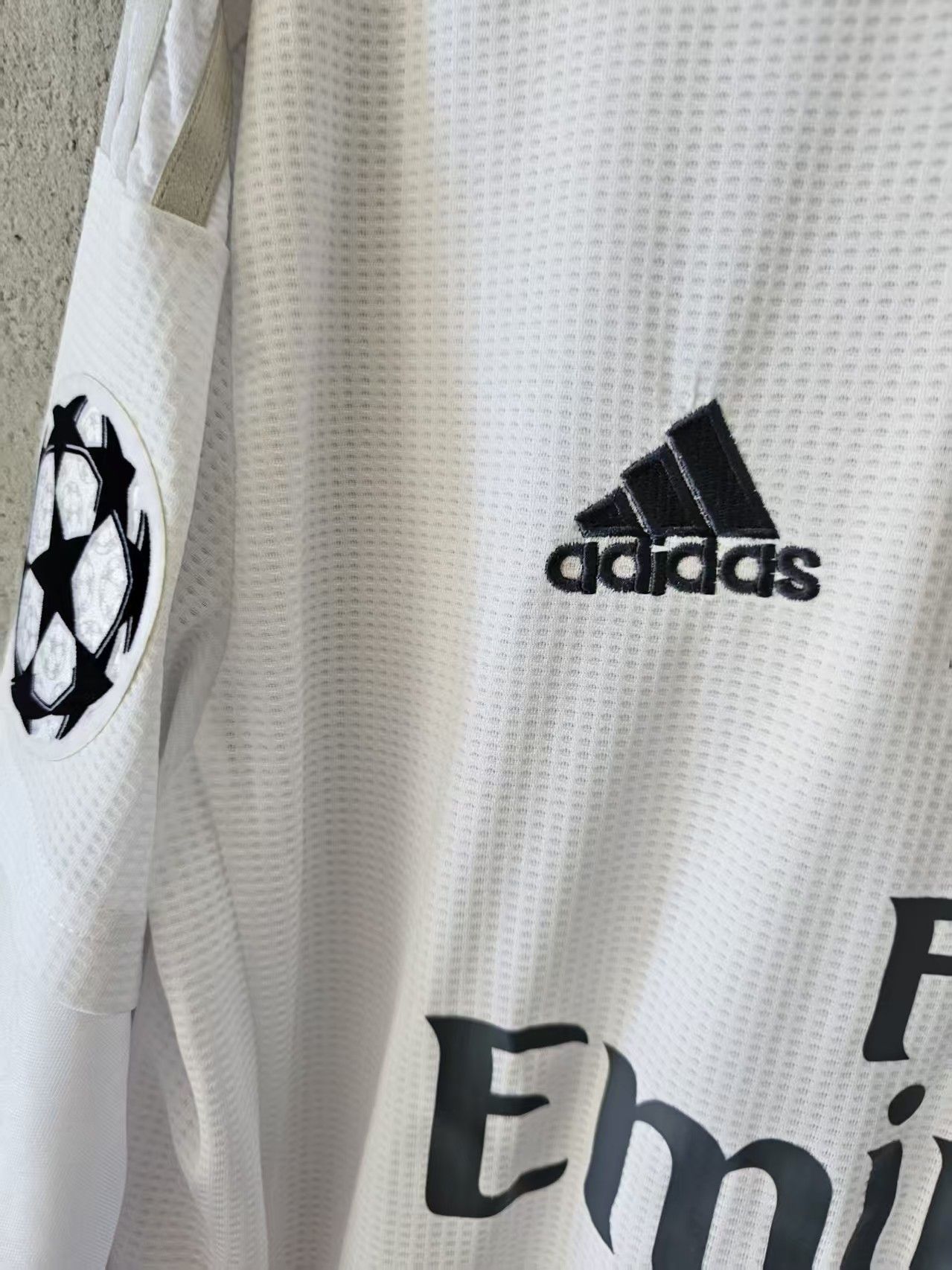 Other 2016 Real Madrid #7 C Ronaldo Jersey Long Size US XL / EU 56 / 4 - 6 Thumbnail