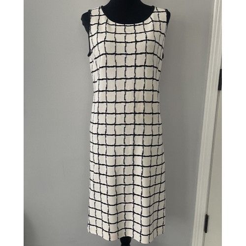 St. John Collection Women’s Size 8 Ivory & Black Grid Stretc