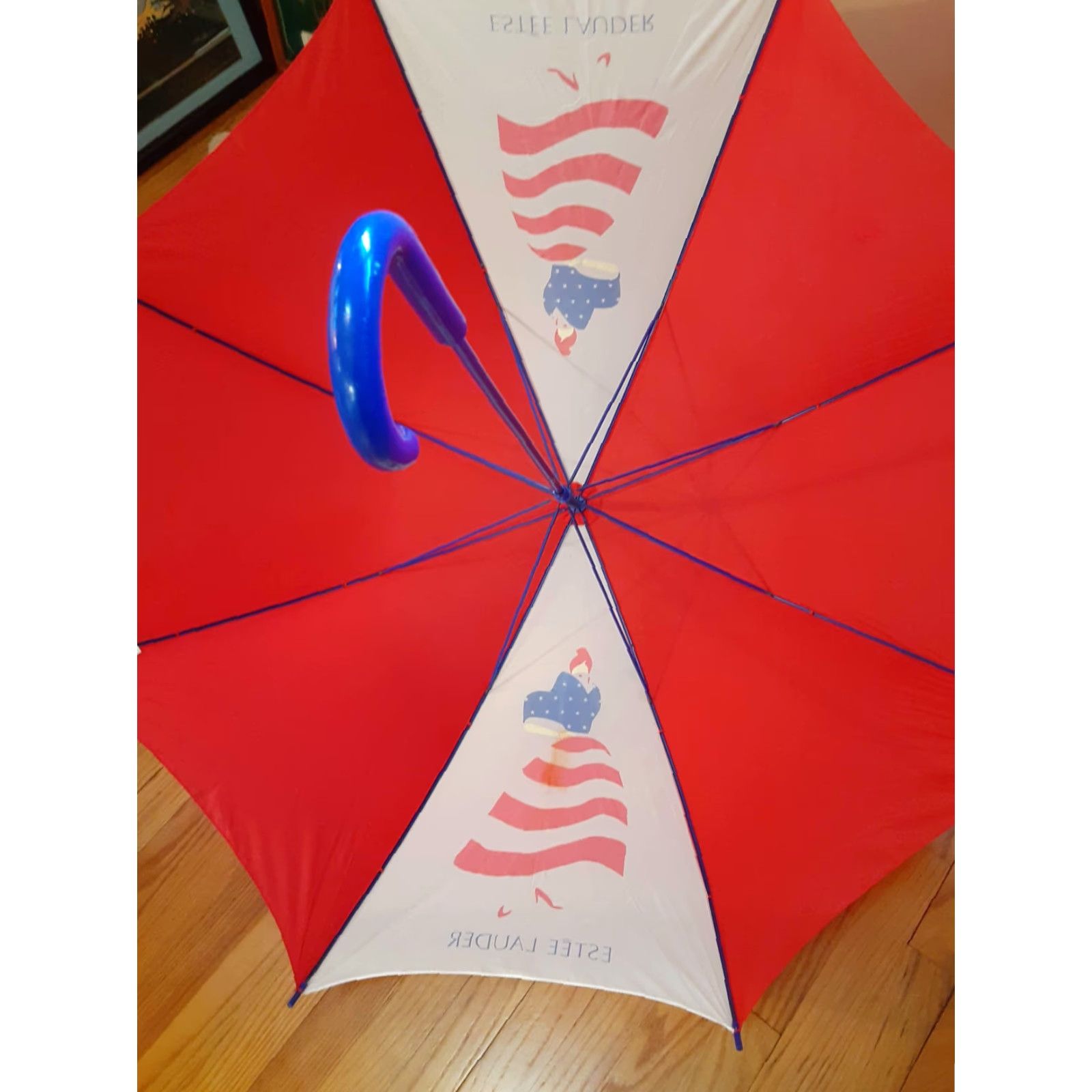 Vintage VINTAGE Estee Lauder Umbrella Women Umbrella Windproof Fashion 3 Feet Long 3 Foot Diameter Red White Blue Buttons Marks Size ONE SIZE - 6 Thumbnail