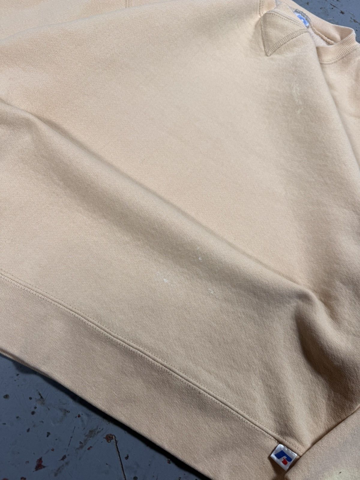 Russell Athletic Vintage Russell Athletics Blank Sun Faded Beige Crewneck Size US M / EU 48-50 / 2 - 3 Thumbnail