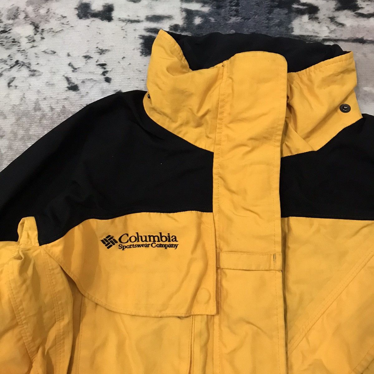 Columbia Women’s Vintage Columbia Titanium Omnitech Waterproof Jacket Size L / US 10 / IT 46 - 2 Thumbnail