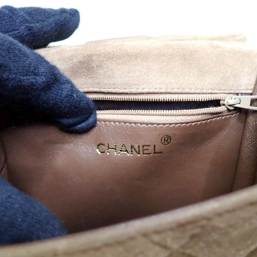 Chanel Vintage CHANEL beige brown genuine suede chain bag, gripoix Size ONE SIZE - 8 Thumbnail