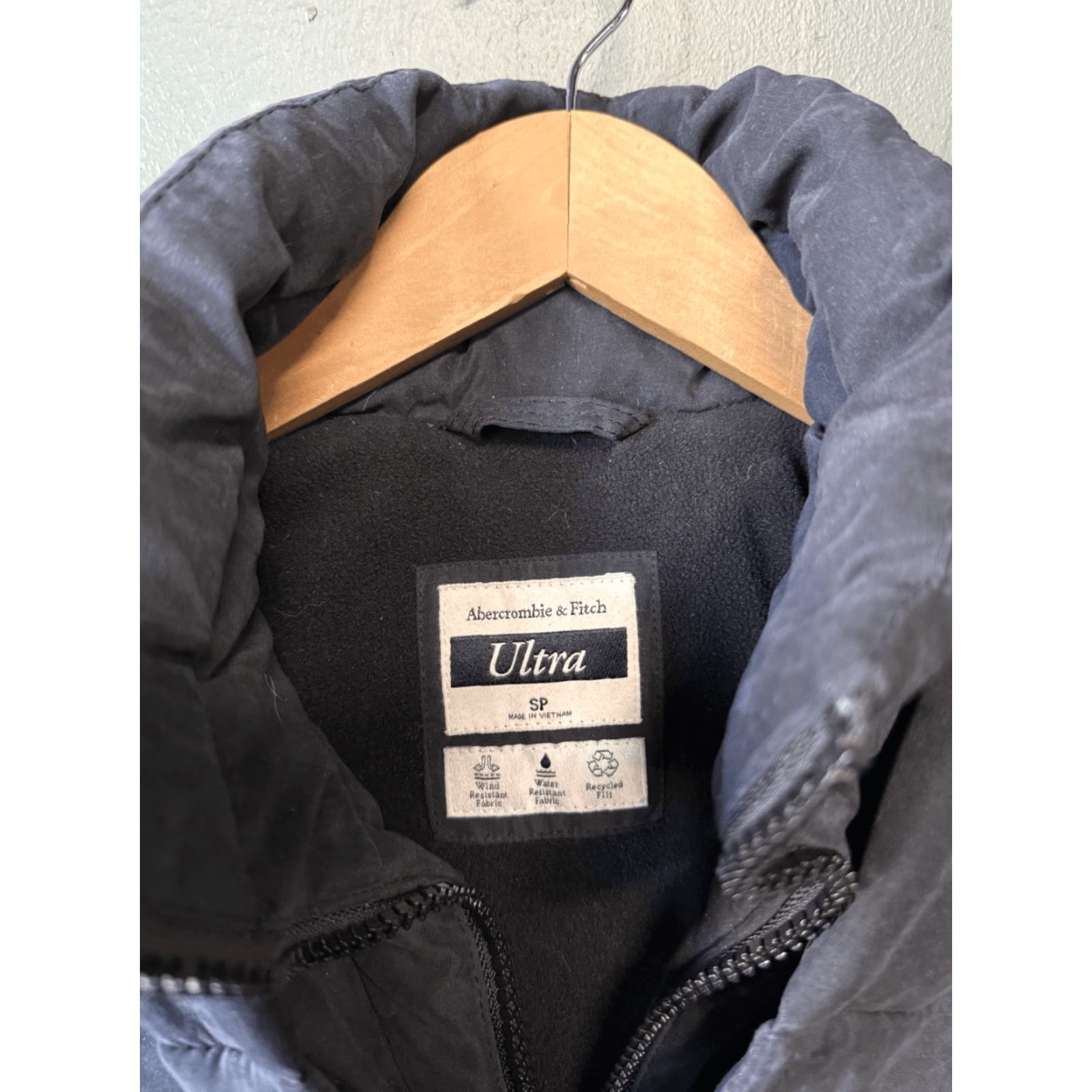 Abercrombie & Fitch VINTAGE Abercrombie & Fitch Womens Black Quilted Parka Jacket Full Zip Down Size Small P Size S / US 4 / IT 40 - 3 Thumbnail