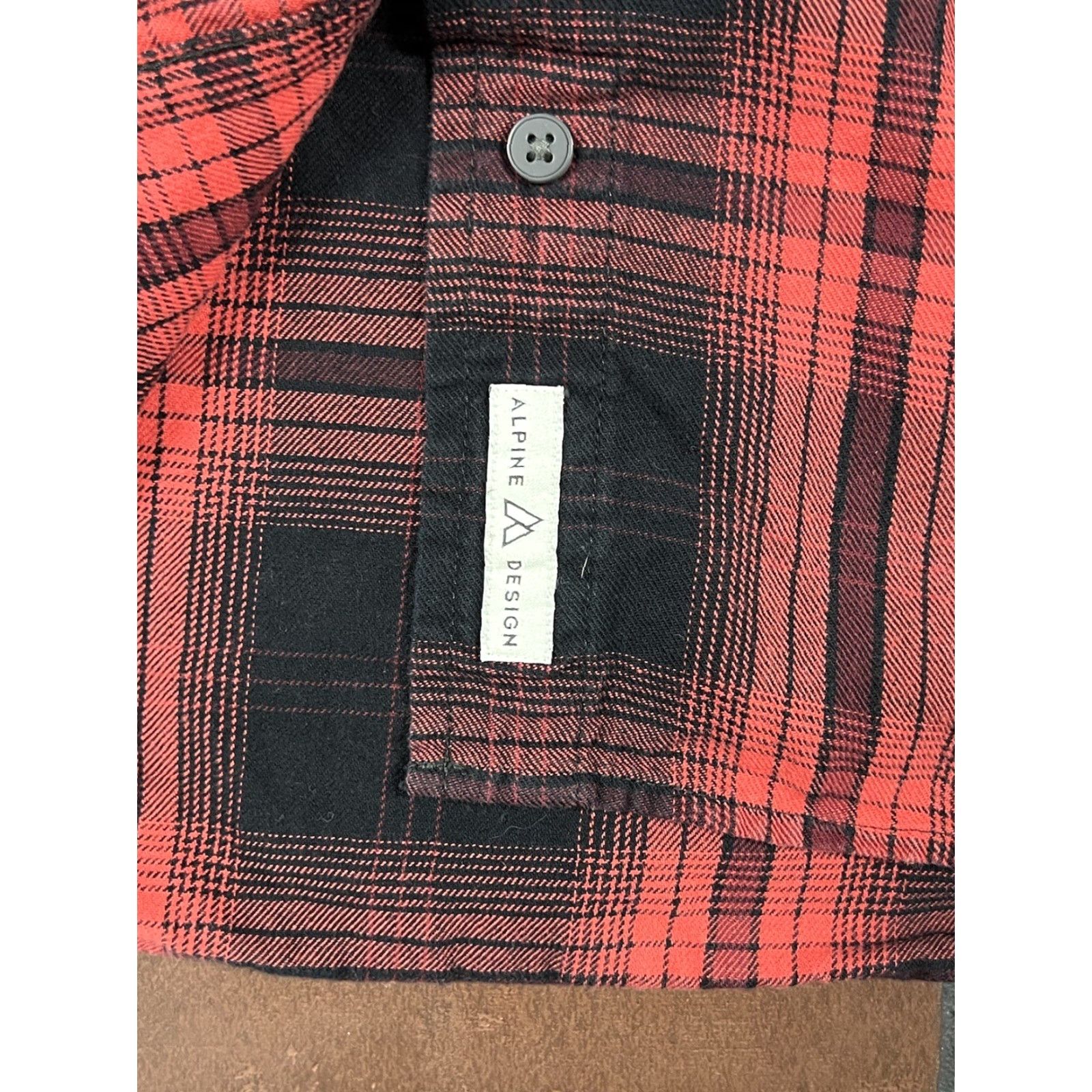 Vintage VINTAGE Alpine Design Flannel Shirt XS Men’s Red/Black Size US XS / EU 42 / 0 - 2 Thumbnail