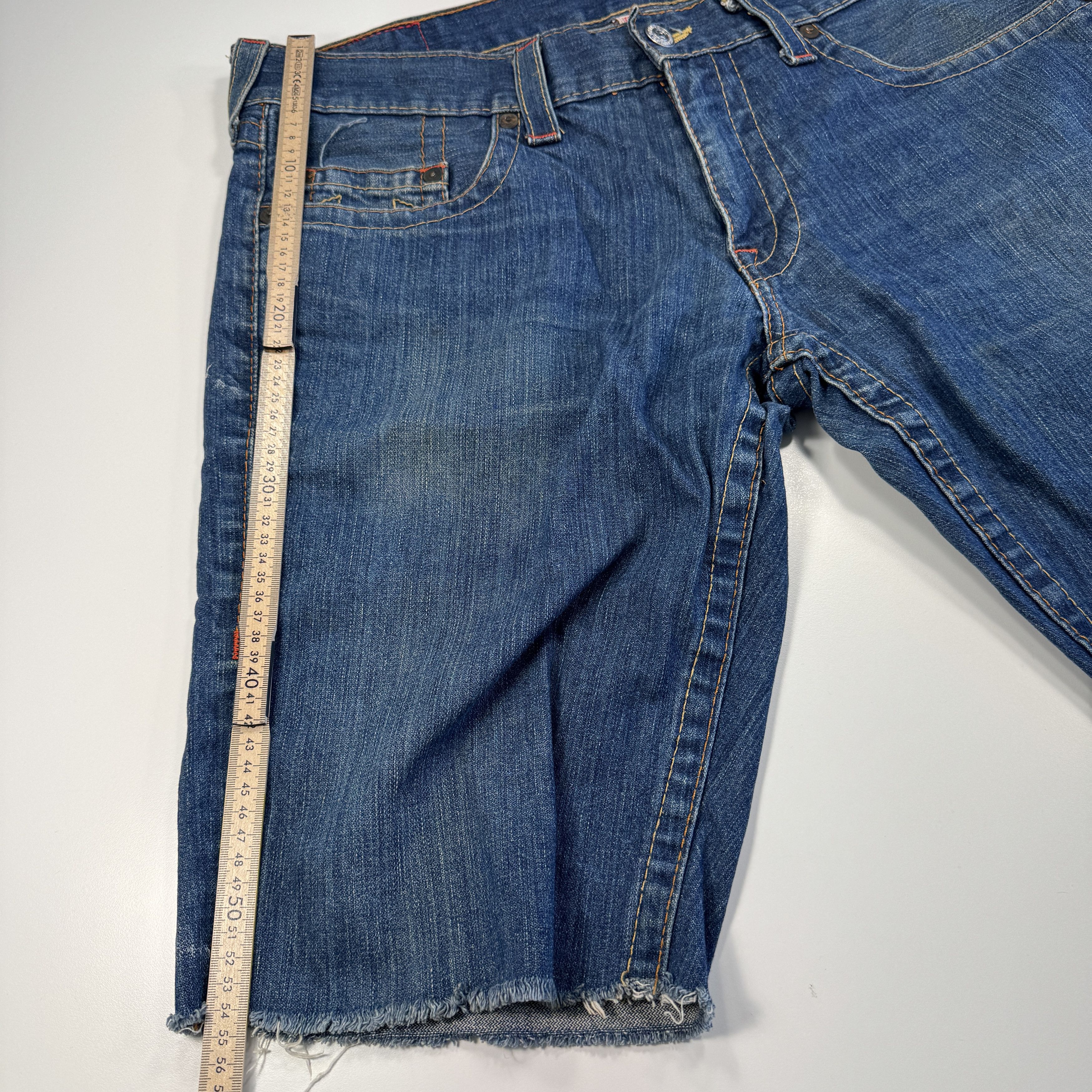 True Religion True Religion Bobby Jeans Shorts Size US 38 / EU 54 - 6 Thumbnail