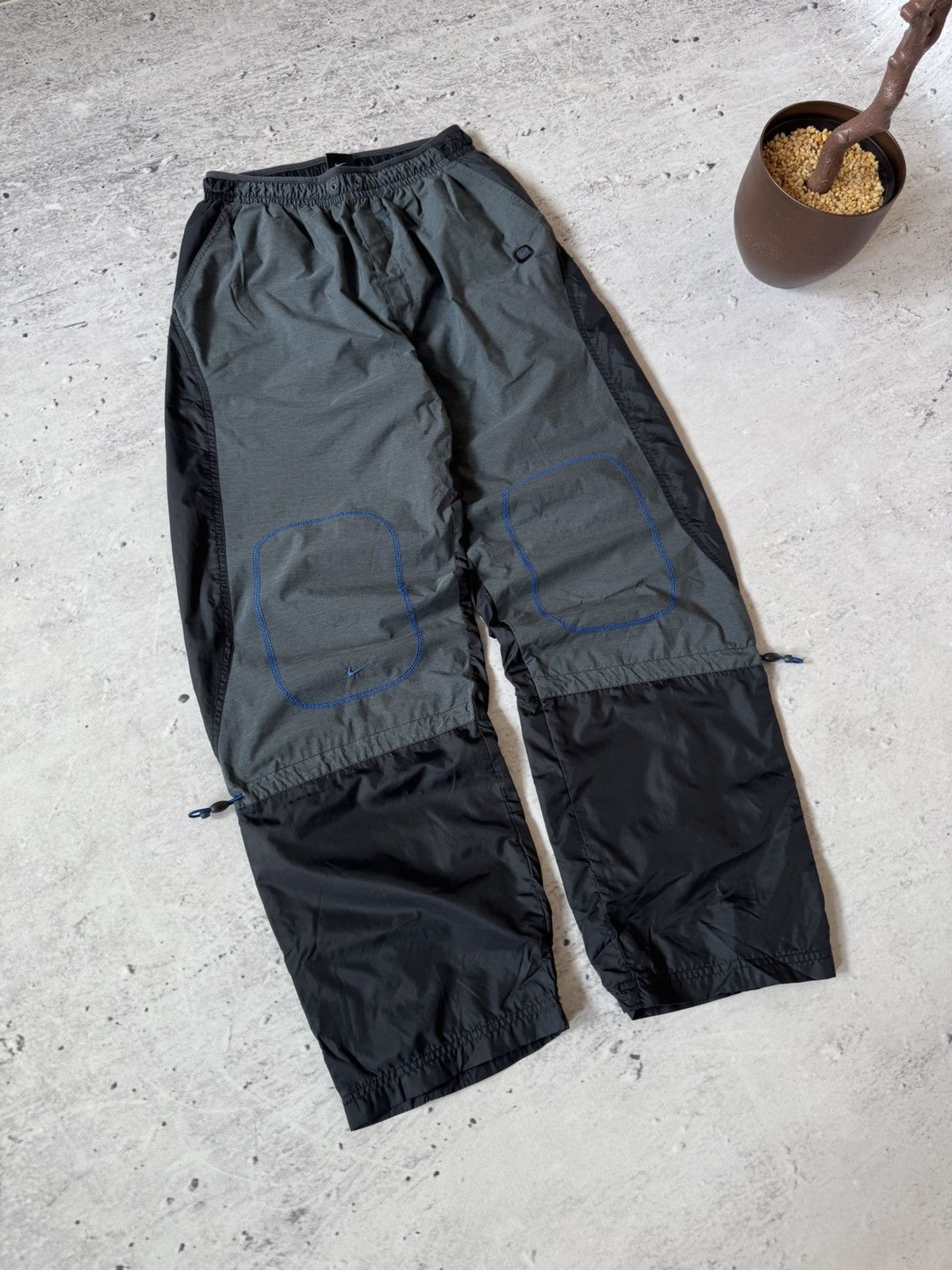 NIKE NYLON VINTAGE Y2K OVERSIZE BAGGY FIT PANTS SWEATPANTS