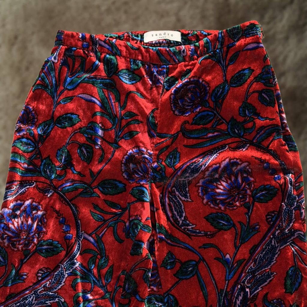 Sandro Sandro Pants Womens 36 Red Velvet Floral Wide Leg Zip Pockets Party Cocktail Pants Womens Red Velvet Floral Wide-Leg Zip Pockets 36 Mens? Size 25" / US 0 / IT 36 - 1 Thumbnail