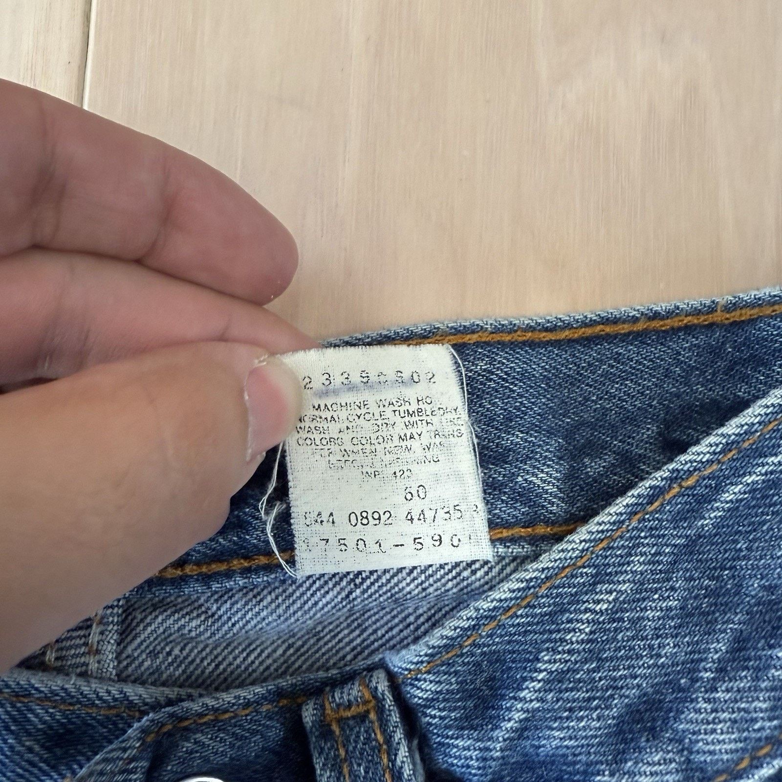 Levi's Vintage Levis 501 Jeans 25 Blue 80s Denim Made in USA Size US 26 / EU 42 - 5 Thumbnail