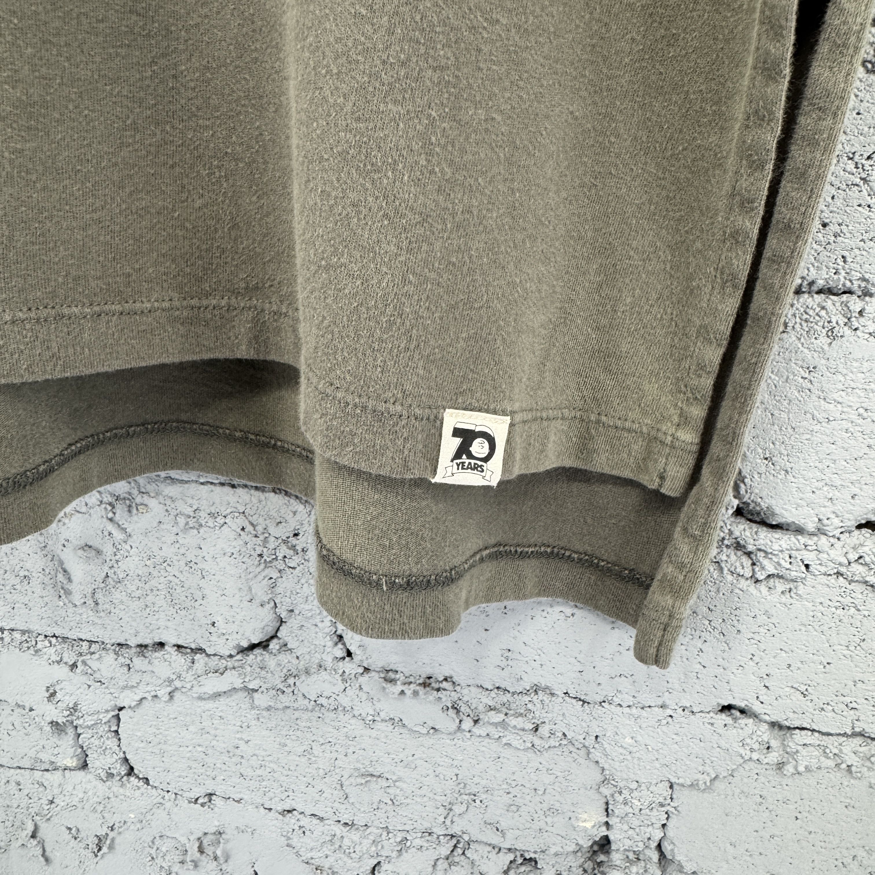 Kaws × Peanuts × Uniqlo Peanuts Snoopy 70 UT "SO LONG, CHAPS!" Tshirt Size US M / EU 48-50 / 2 - 5 Thumbnail