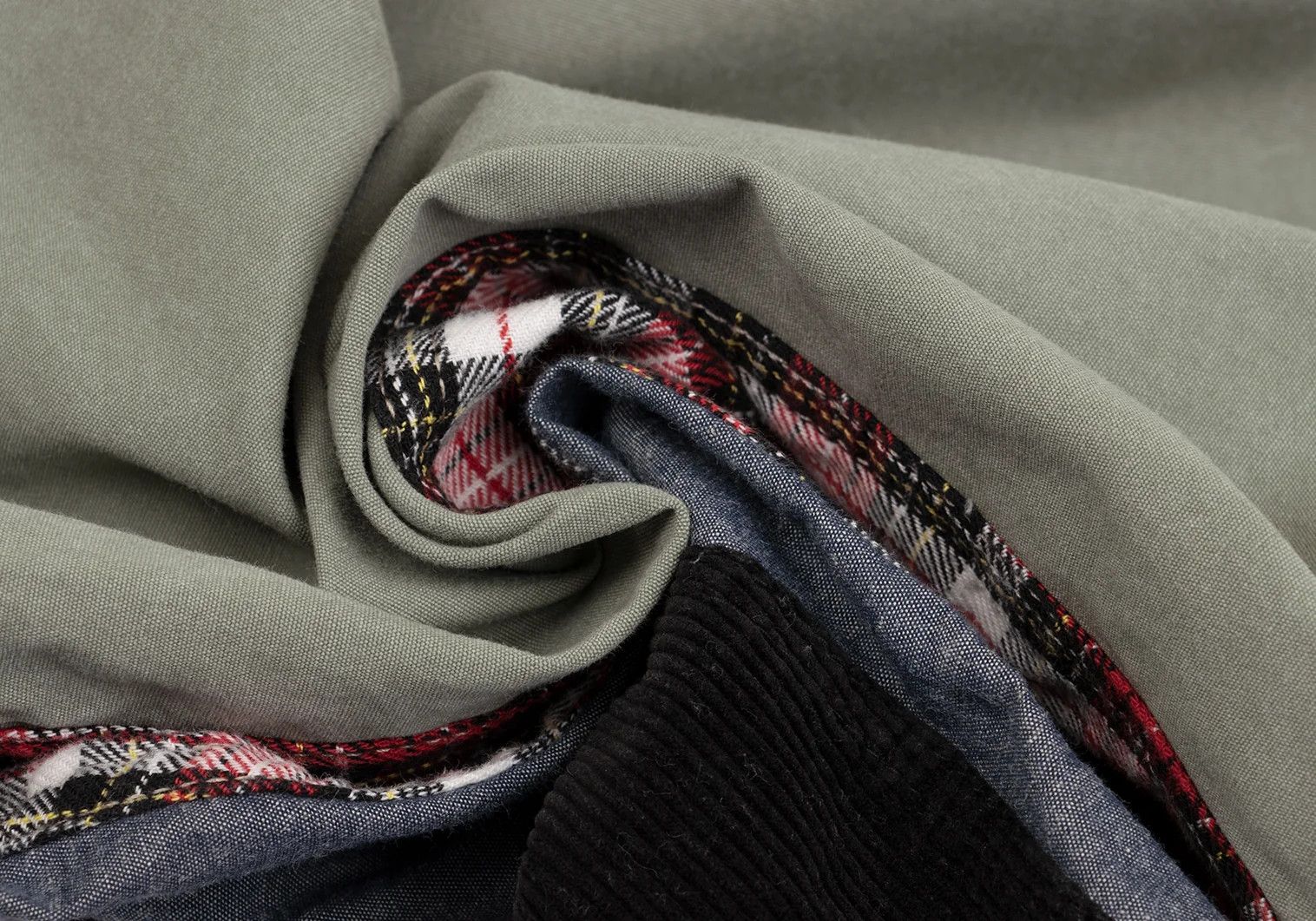 Junya Watanabe Elbow Patch Check Shirt in Red, White, and Khaki Size US S / EU 44-46 / 1 - 16 Thumbnail