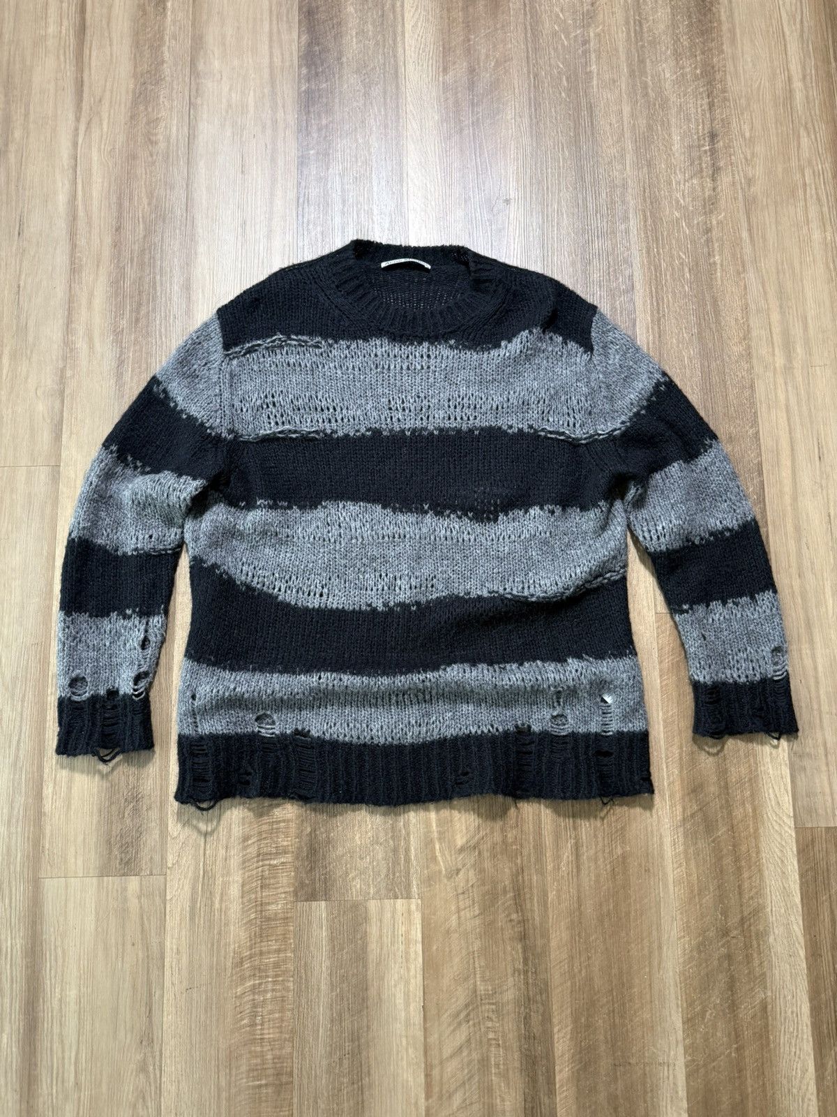 Acne Studios Acne Studios Distressed Multi Color Sweater Size US XS / EU 42 / 0 - 1 Thumbnail