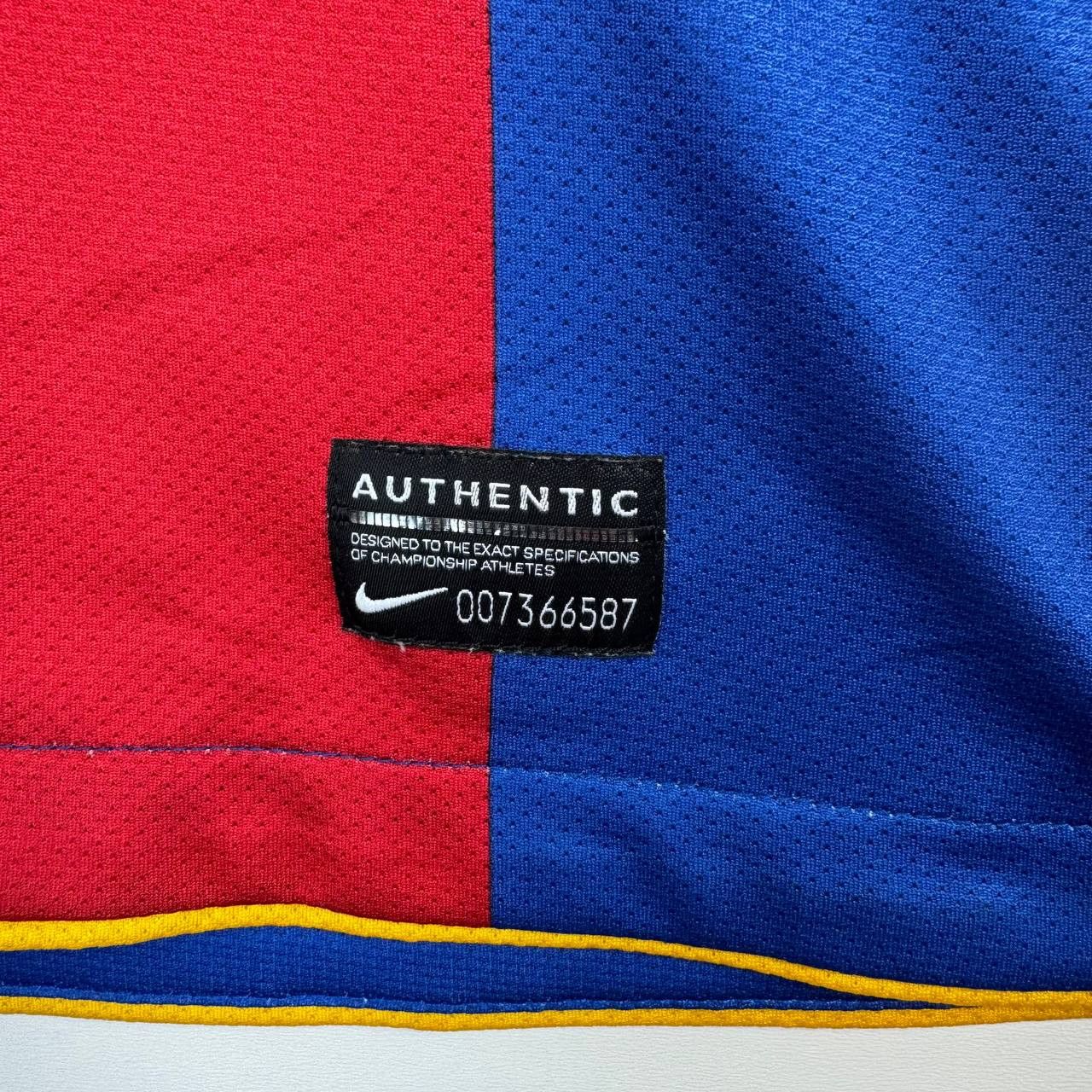 Nike Nike FC Basel 2011-12 Home Shirt 410807-493 Boys Size XL 14Y Size US XXS / EU 40 - 3 Thumbnail