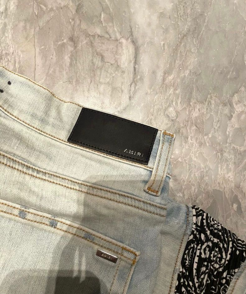 Amiri Amiri black and white cashew flower mx2 blue denim pants Size US 33 - 3 Thumbnail