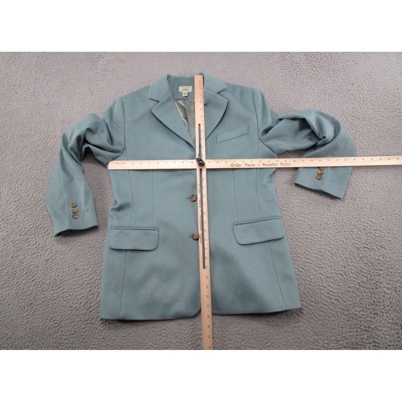 Vintage VINTAGE L.L. Bean Blazer Women 12 Regular Teal Blue Wool Cashmere Button Preppy Jacket Sold by Brand LL Bean Womens Blazer Size XL / US 12-14 / IT 48-50 - 4 Thumbnail