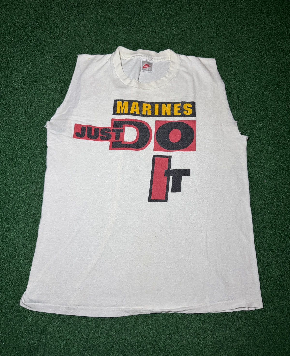 Nike × Vintage Vintage 80s 90s RARE Nike Marines Just Do It Cutoff T Shirt Size US L / EU 52-54 / 3 - 1 Thumbnail