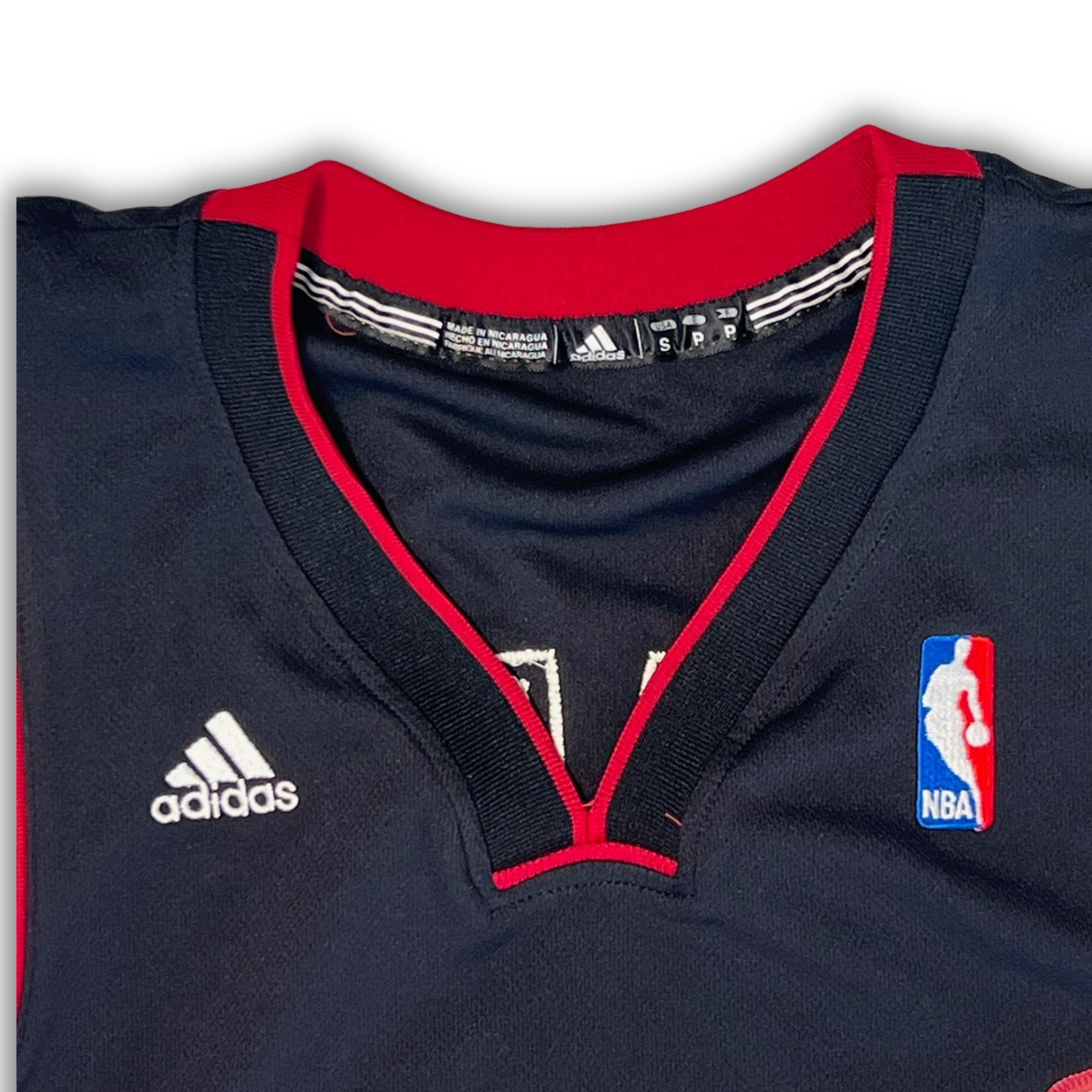 Adidas Vintage Adidas Miami Heat Dwyane Wade Jersey Small Black & R Size US S / EU 44-46 / 1 - 4 Thumbnail
