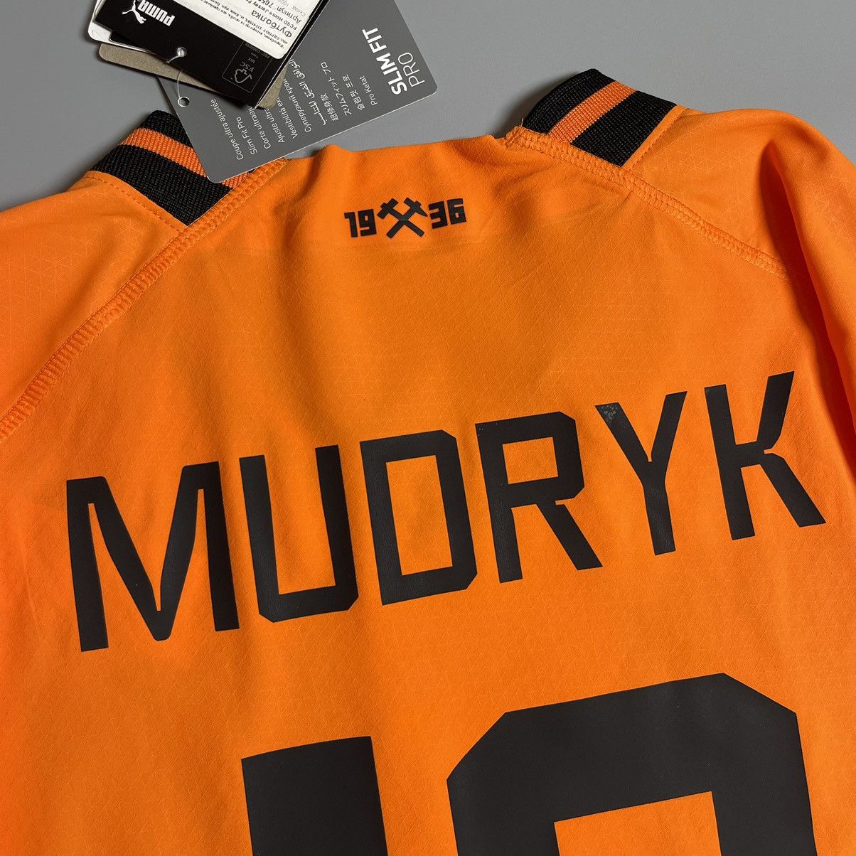 Puma × Vintage NWT SHAKHTAR PUMA 2022/2024 FOOTBALL HOME JERSEY #10 MUDRYK Size US XL / EU 56 / 4 - 12 Thumbnail