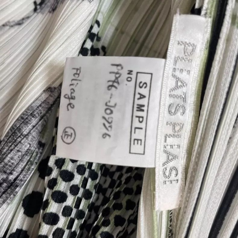 Issey Miyake Issey Miyake size:5 Black and white ink wash leaves and wi Size XS / US 0-2 / IT 36-38 - 4 Thumbnail