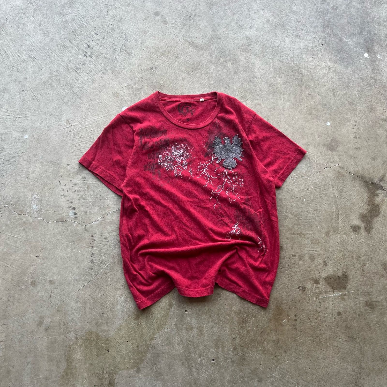 Vintage vintage y2k red t shirt guess grunge sz medium Size US M / EU 48-50 / 2 - 1 Thumbnail
