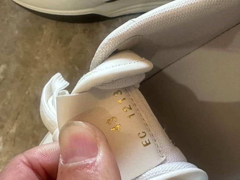 Givenchy Givenchy G4 Leather Low-Top Laced Fashion Sneakers, Men's Size US 10 / EU 43 - 3 Thumbnail