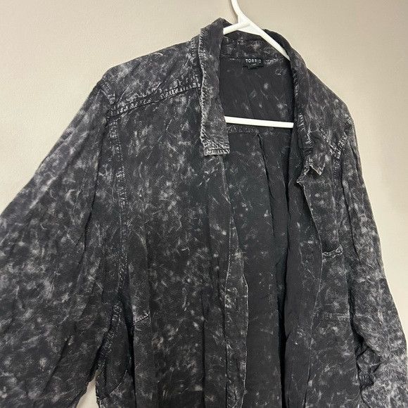 Torrid Torrid Rayon Twill Button Up Long Sleeve Shirt Size 4XL / US 24-26 - 2 Thumbnail