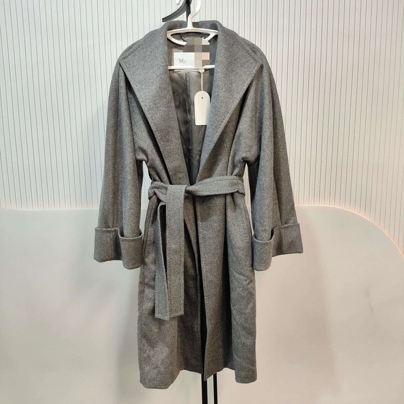 Max Mara Max Mara Coats Size M / US 6-8 / IT 42-44 - 1 Thumbnail