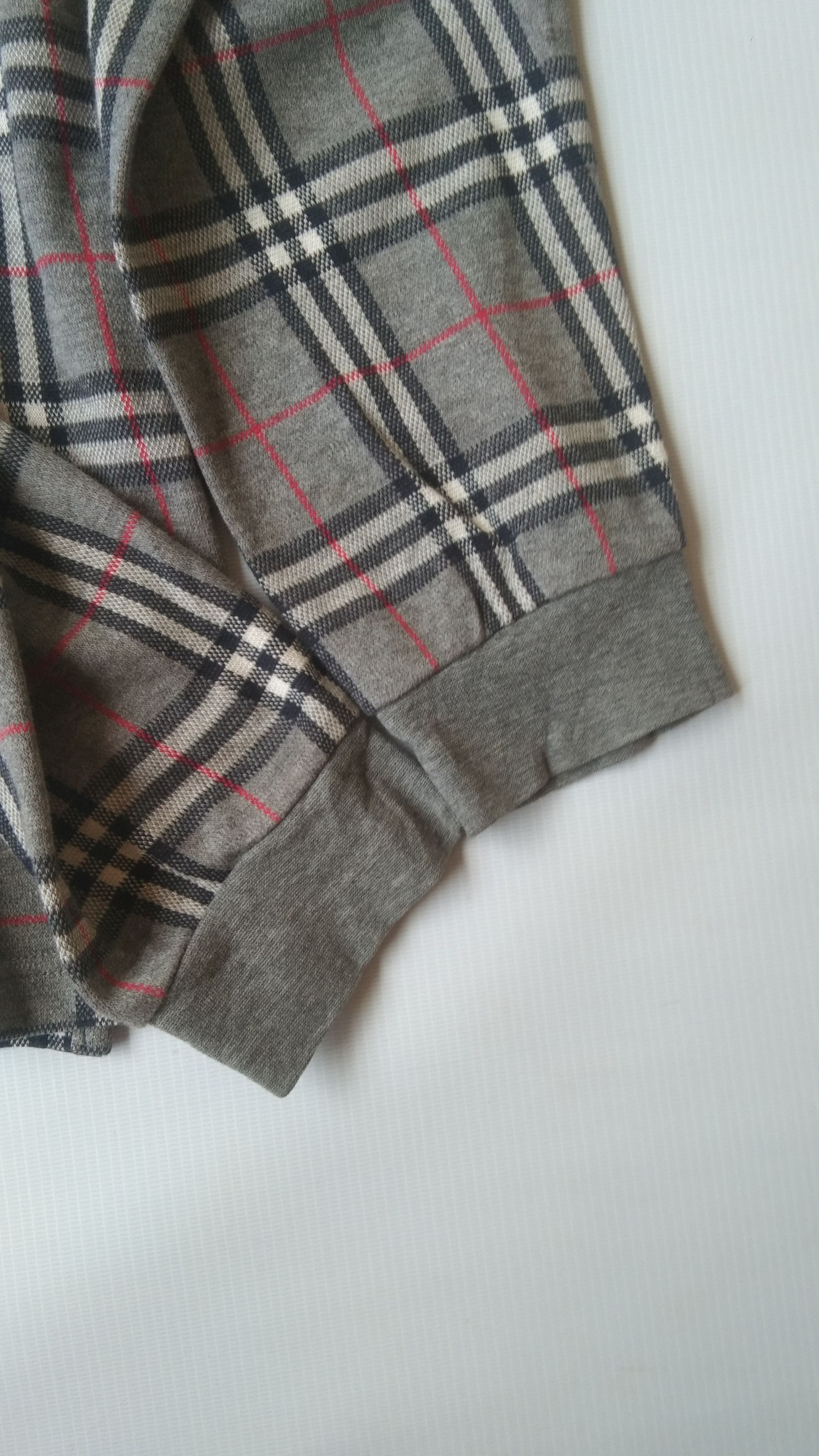 Burberry × Vintage Vtg Burberrys nova check grey long poloshirr Size US M / EU 48-50 / 2 - 4 Thumbnail