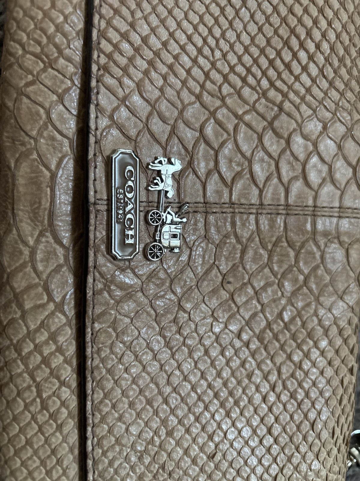 Coach Coach Alligator Skin Clutch/ Wristlet with removable strap Size ONE SIZE - 4 Thumbnail
