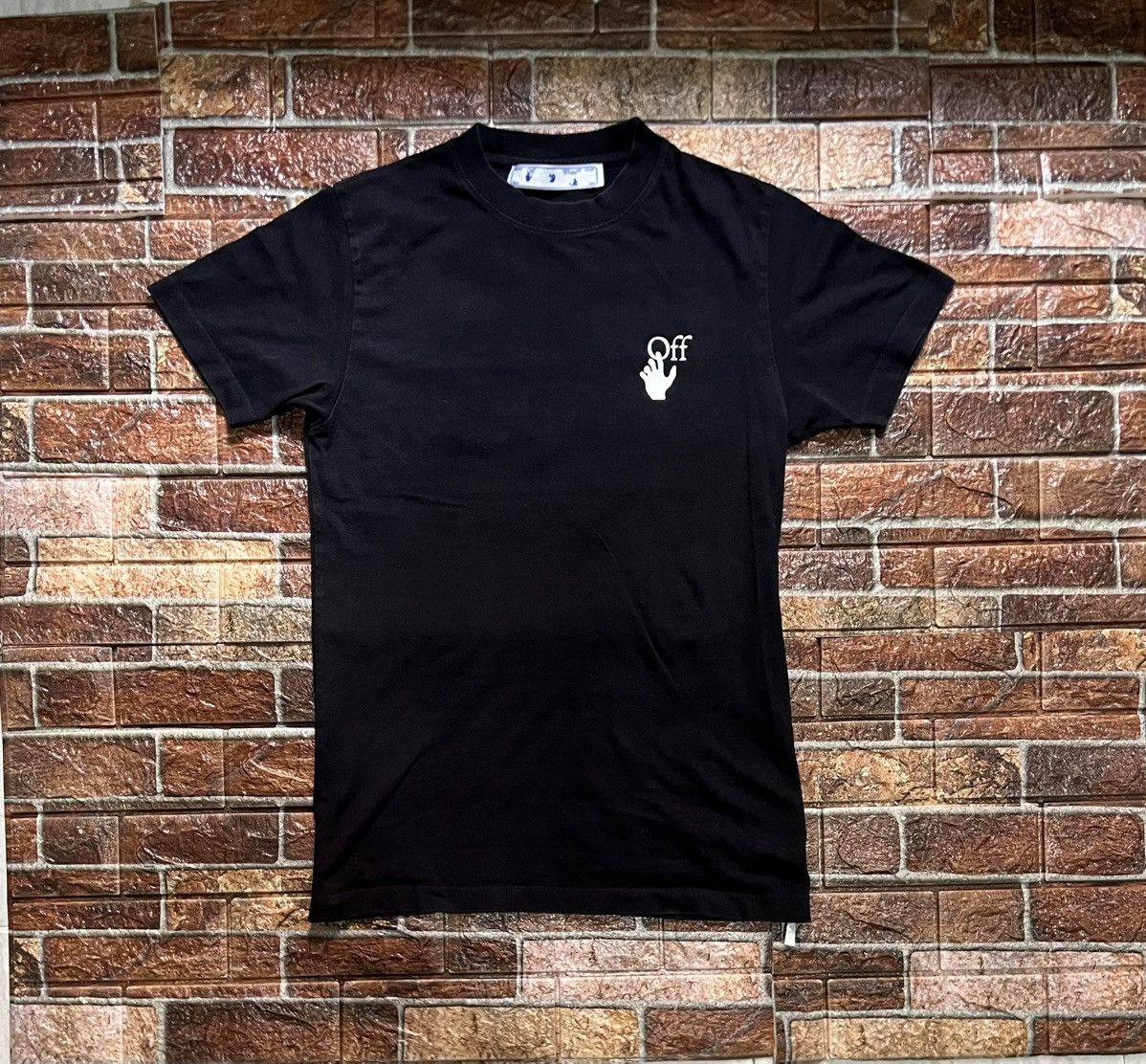 Off-White Off-White Caravaggio Tee Size US XS / EU 42 / 0 - 4 Thumbnail