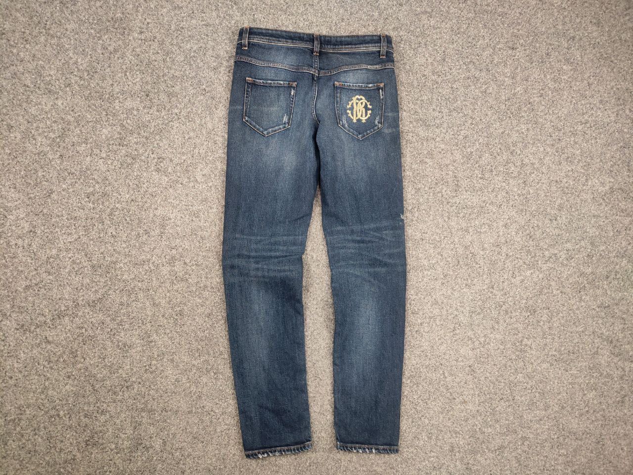 Roberto Cavalli Vintage Roberto Cavalli Design Logo Distressed Denim Jeans Size 42" / US 20 - 10 Thumbnail