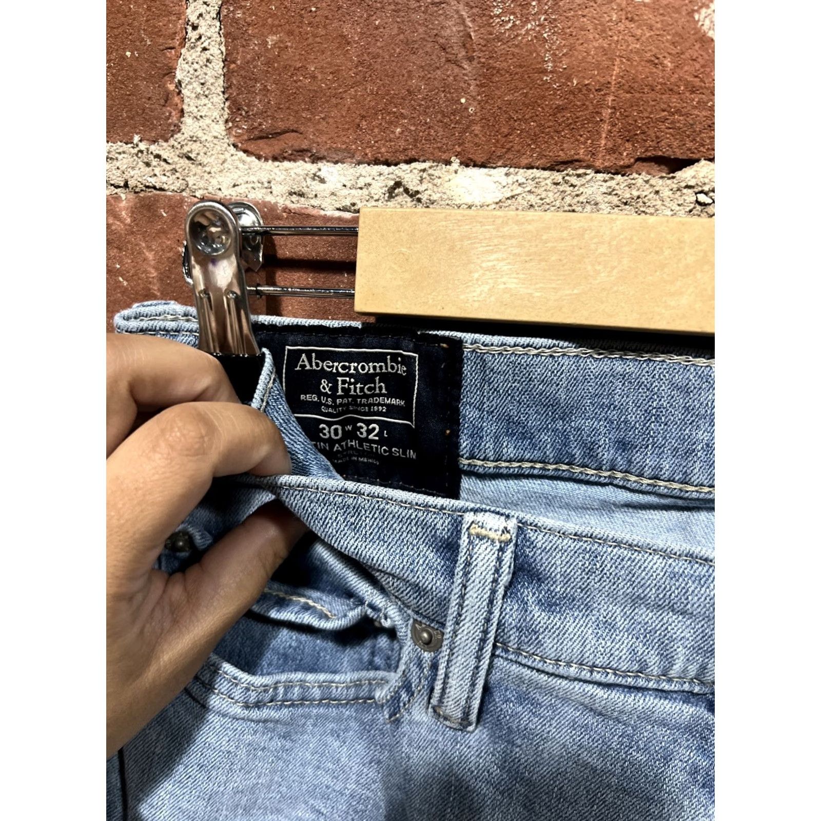 Abercrombie & Fitch Abercrombie & Fitch Jeans Slim 30x32 Men Blue Stretch Athletic Rustin Regular Inseam 32"} Size US 30 / EU 46 - 2 Thumbnail