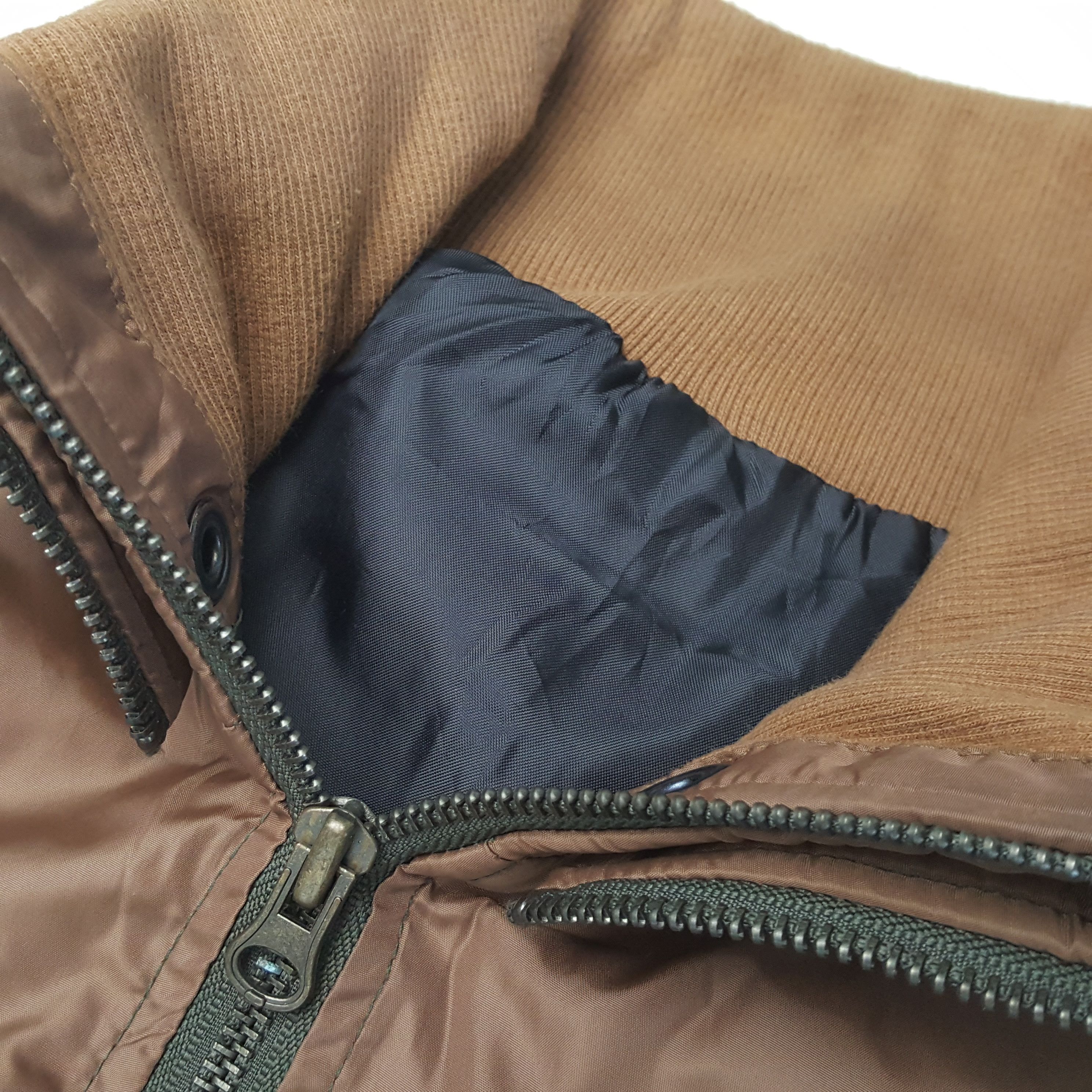 Black Barrett Vintage Black Barrett Fashion Brand Windbreaker Jacket RR3 Size US XS / EU 42 / 0 - 4 Thumbnail