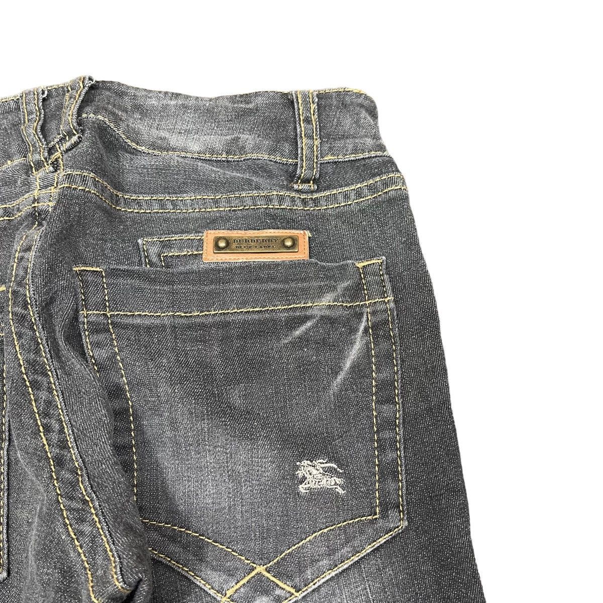 Burberry Burberry Blue Label Flare Charcoal Washed Denim Jeans Size US 27 - 7 Thumbnail
