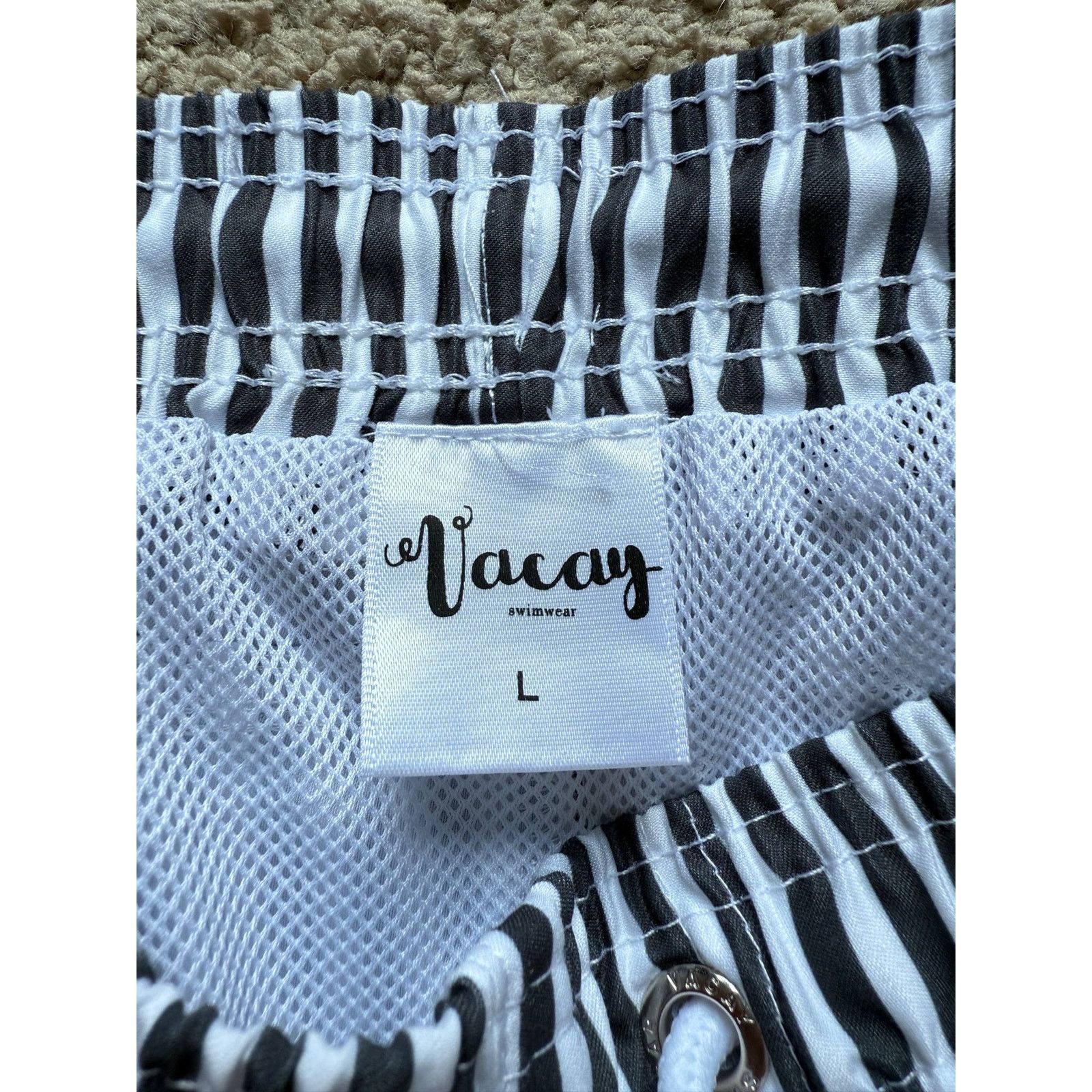 Other NWT Vacay Swimwear Hamptons Swim Short Black/White L (34) Size US 34 / EU 50 - 8 Thumbnail