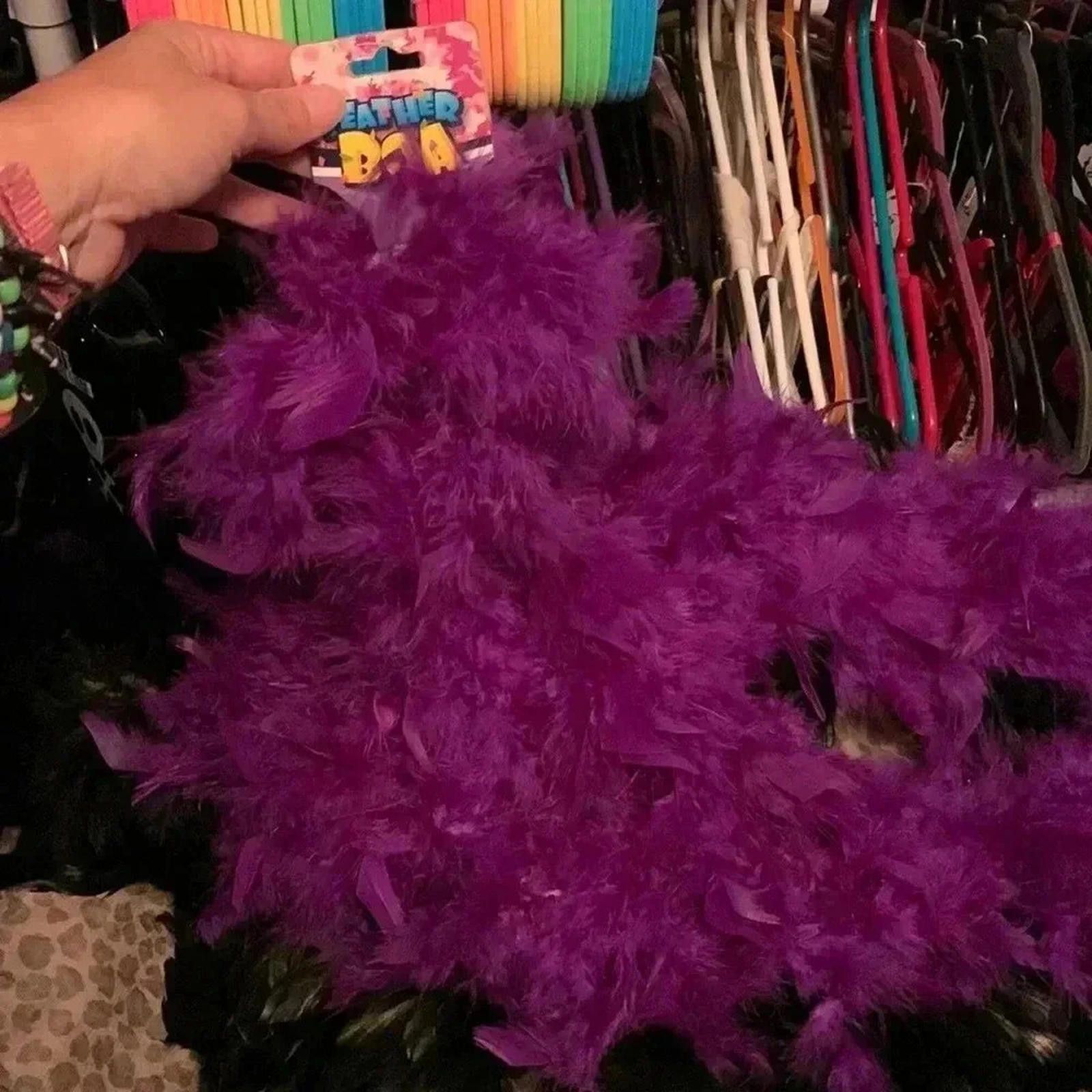 Designer Purple feather boa Halloween Size ONE SIZE - 2 Thumbnail