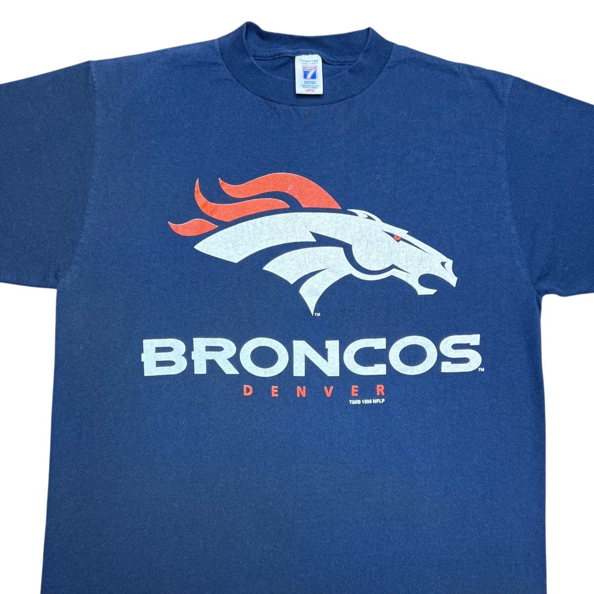 Logo 7 × NFL × Vintage Vintage 1996 NFL Denver Broncos Logo Mascot Logo 7 T-Shirt Size US L / EU 52-54 / 3 - 4 Thumbnail