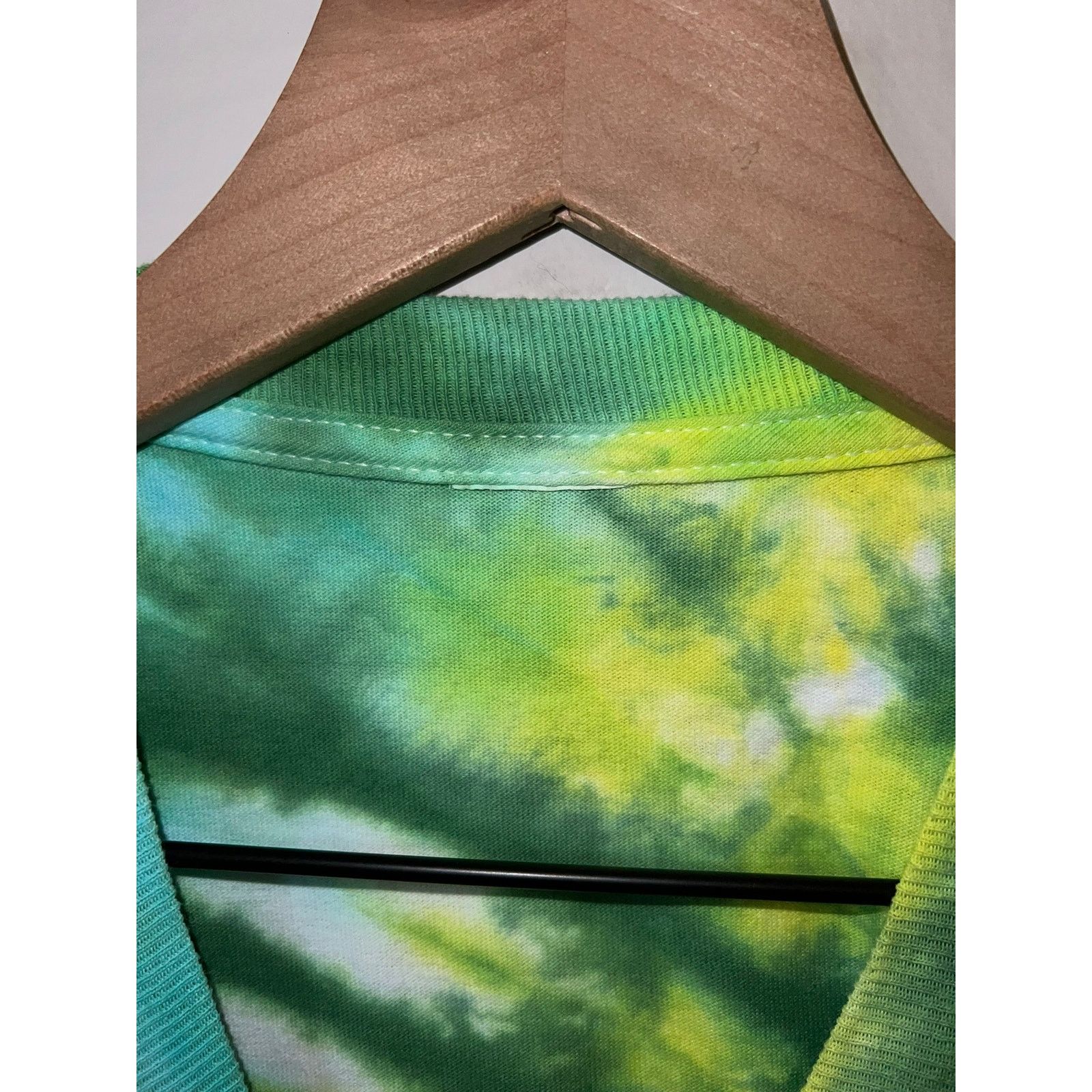 Vintage Vintage Green Spiral Tie Dye Shirt Blank Shirt Tee VTG M Size US M / EU 48-50 / 2 - 5 Thumbnail