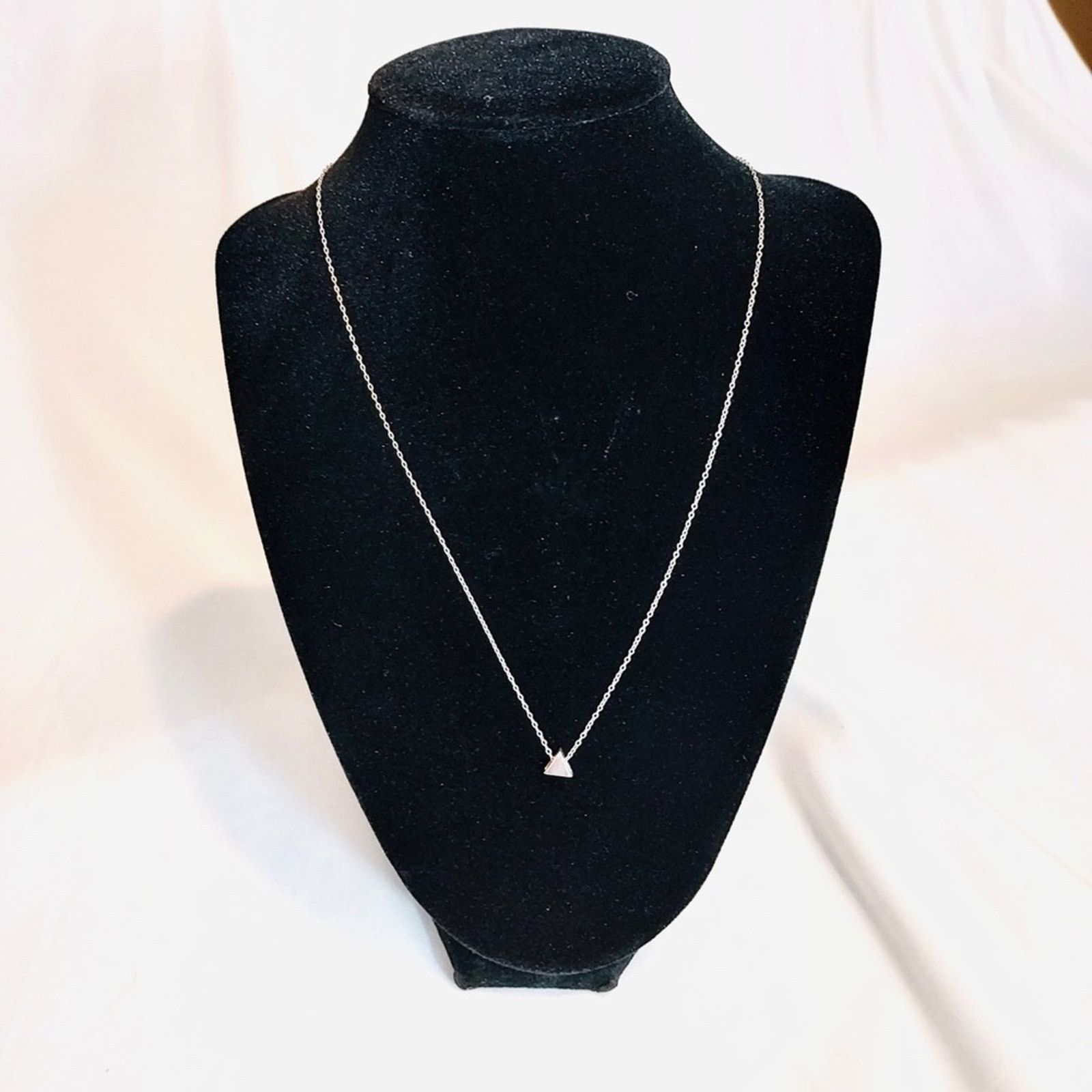 Other 925 Sterling Silver Minimalistic Triangle Charm Necklace Size ONE SIZE - 6 Thumbnail