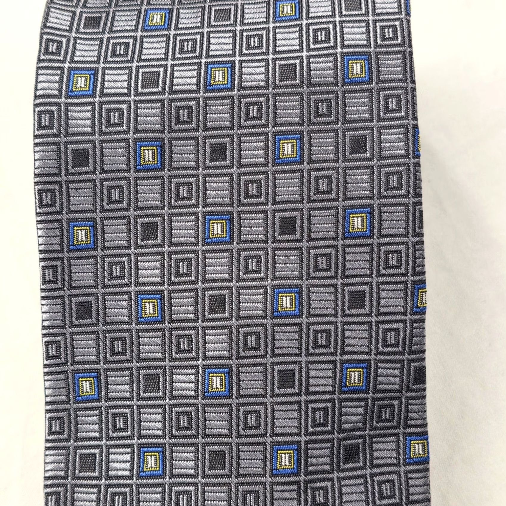 Robert Talbott Robert Talbott Silk Necktie Mens 60" X 3.125" Silver Geometric Made in USA Tie Style Designer Bonds Mens Fashion Size ONE SIZE - 2 Thumbnail